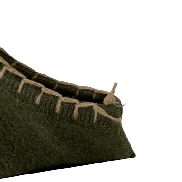 Wool Sweater Vest Fall Leaves Women Vintage Size Medium Has Hole Green Autumn - Picture 6 of 16